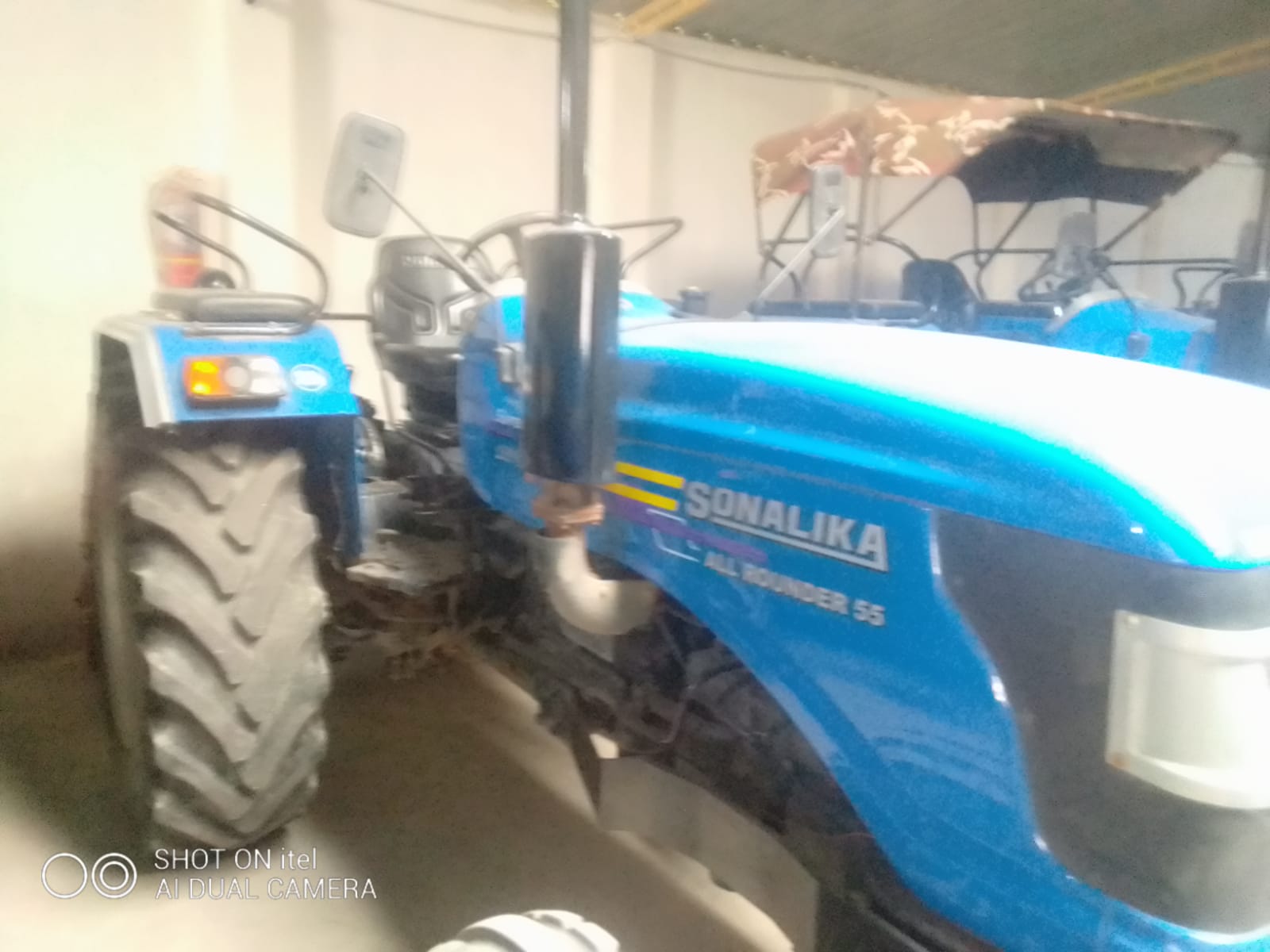 Right view - Sonalika 55 All-Rounder Supr.