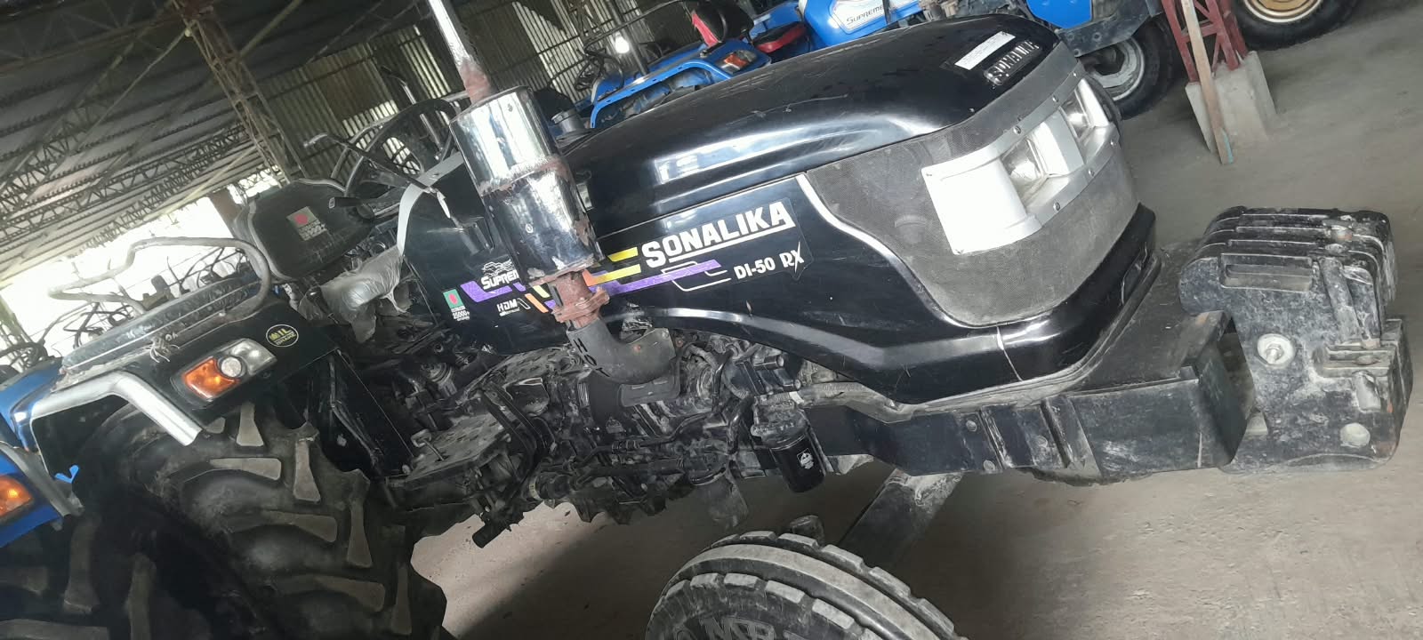 Right view - Sonalika DI 50 RX P/S Sp. Edition BL
